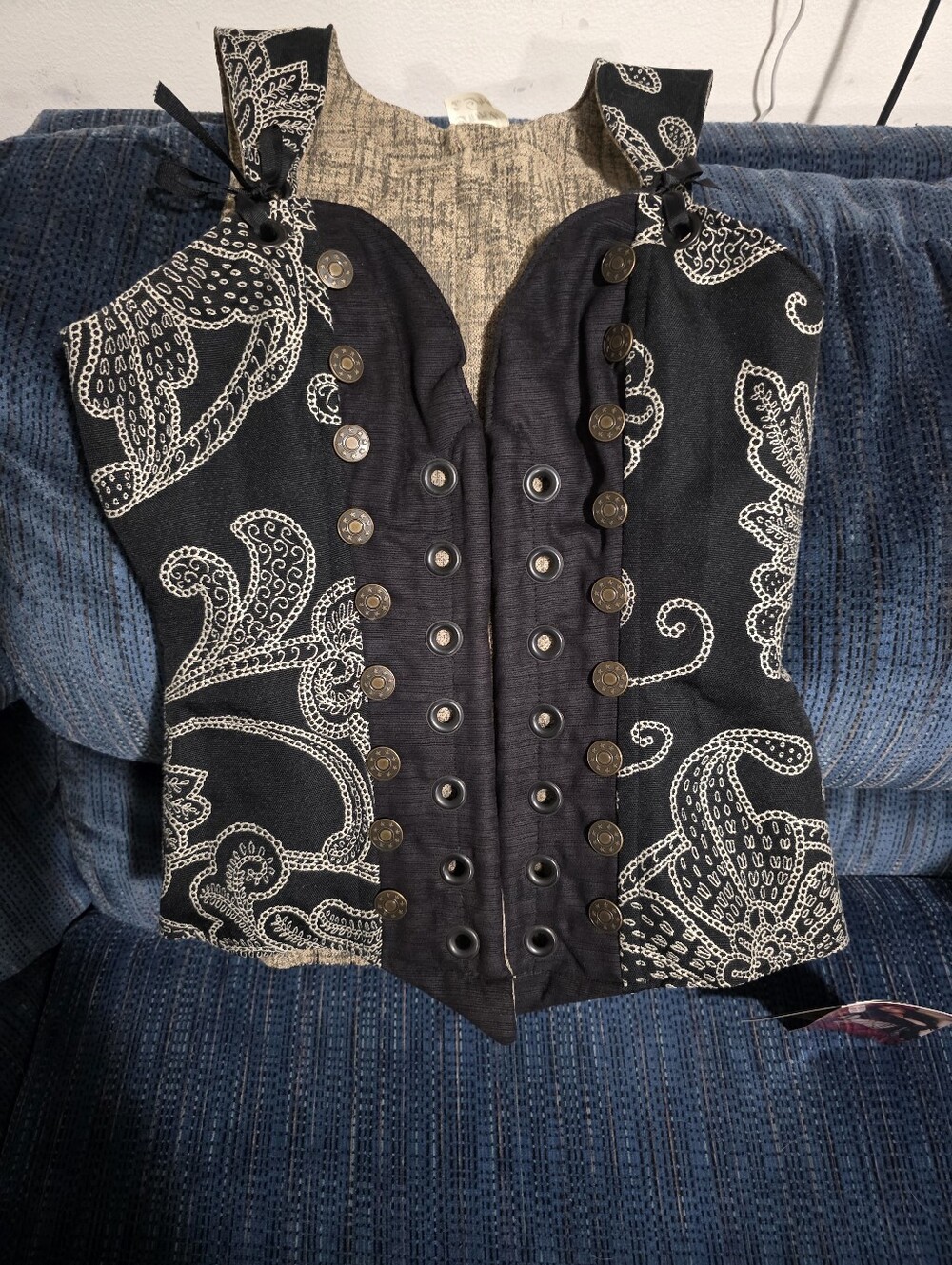 Damsel In This Dress Overbust Corset - Picture 4 of 5